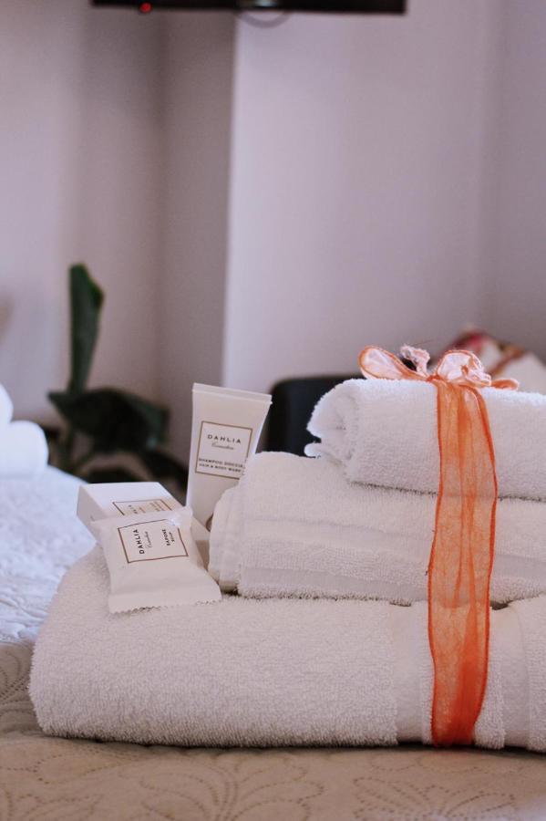 Aparthotel Le Sirene - Frida Tivoli Buitenkant foto